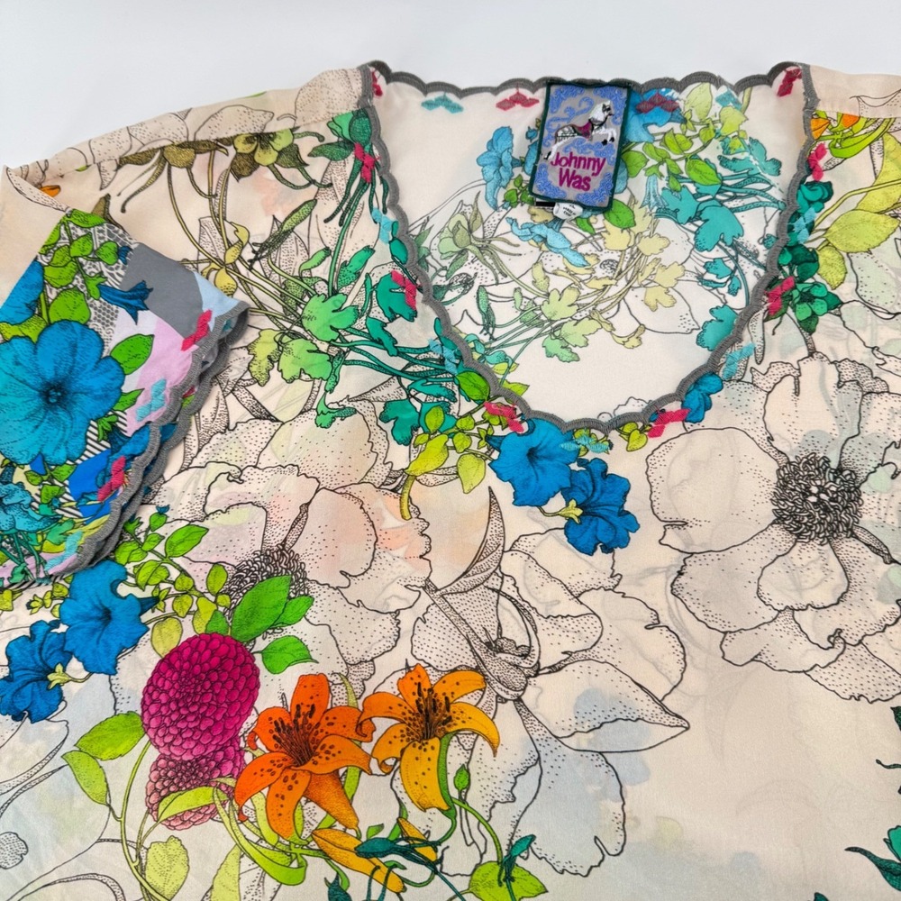 Johnny Was Sequence Halsey Top XL Cream 100% Silk Floral Scalloped Blouse Shirt